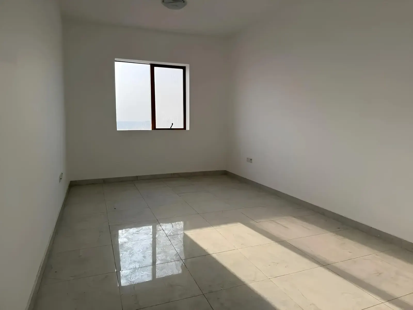 Al Ghoroub Tower — view 5