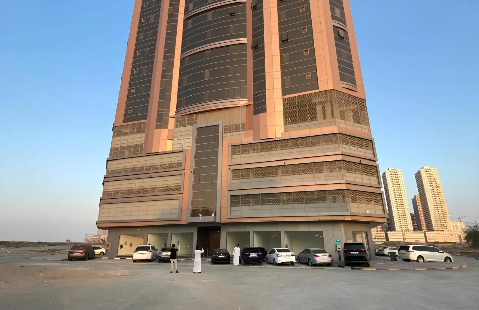 Al Ghoroub Tower — view 7