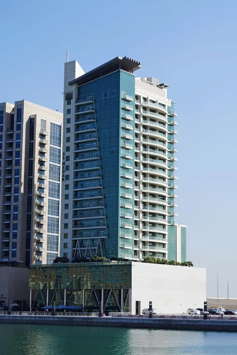 Al Madar Scala Tower — view 2