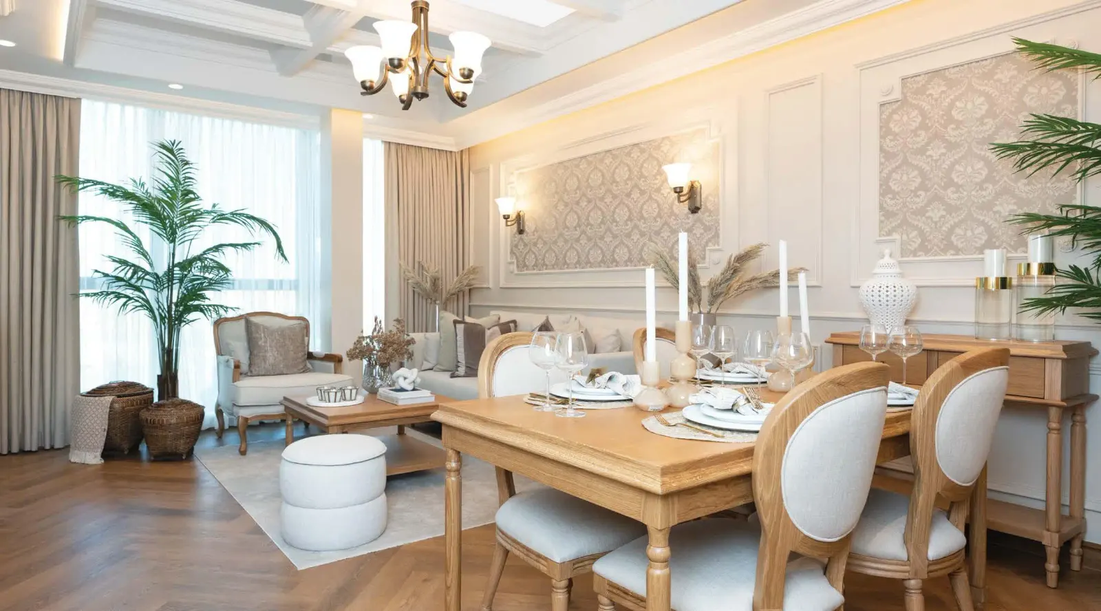 Bab Al Qasr Royal 28 — view 5
