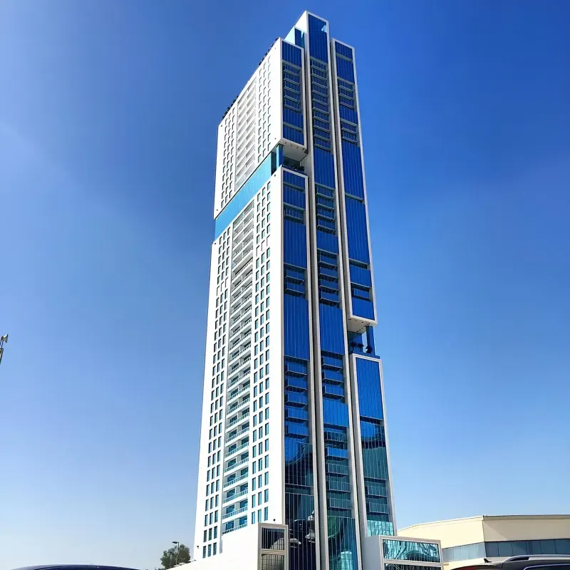 Marina Arcade Tower — view 2